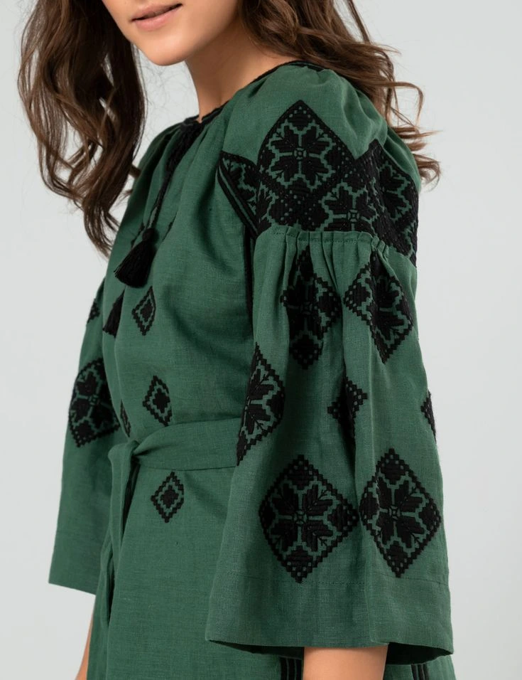 зелена вишиванка