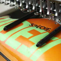 Пристрій для вишивки в важкодоступних місцях